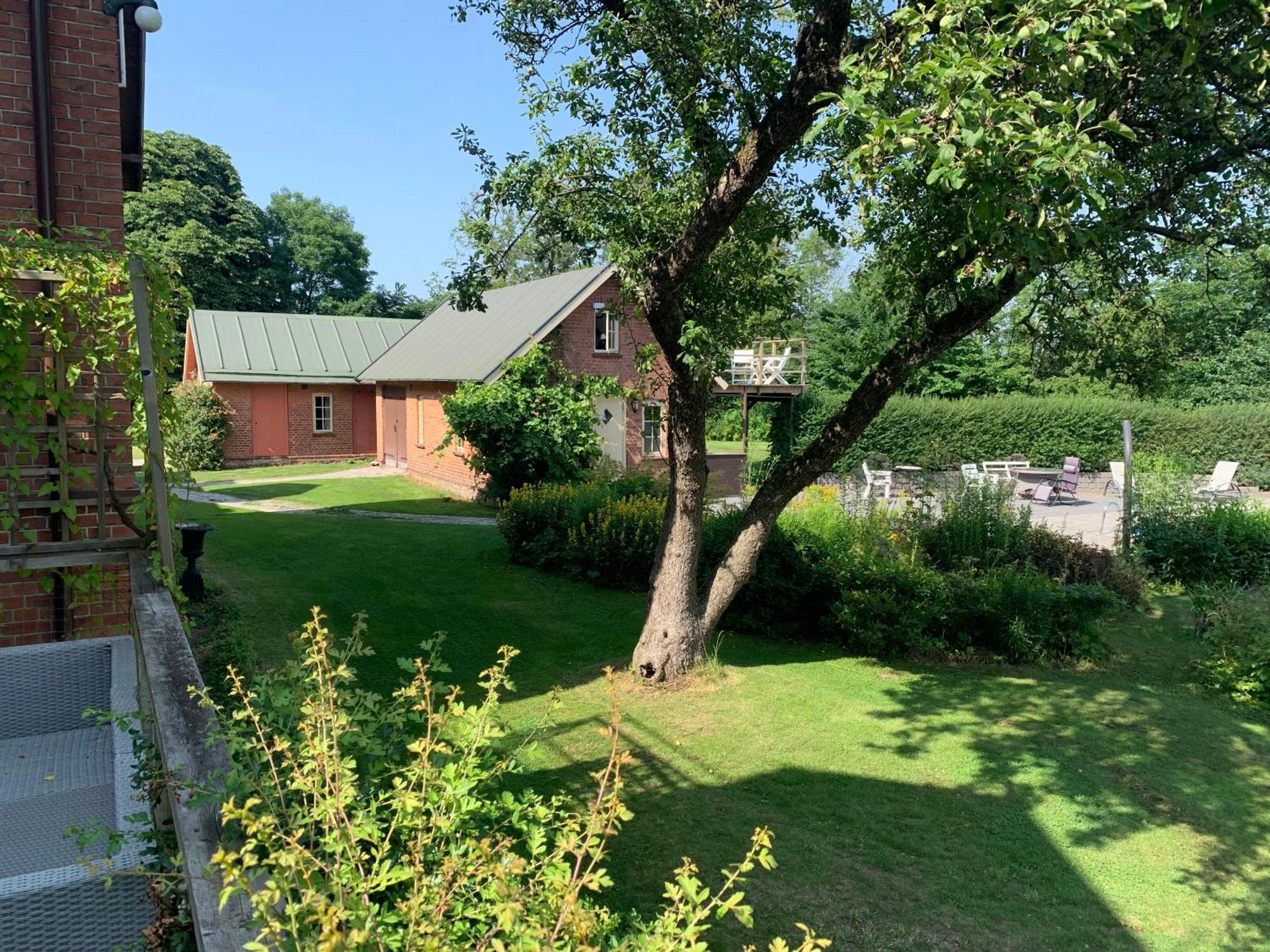 Vingardens Bed & Breakfast Хельсингборг Экстерьер фото